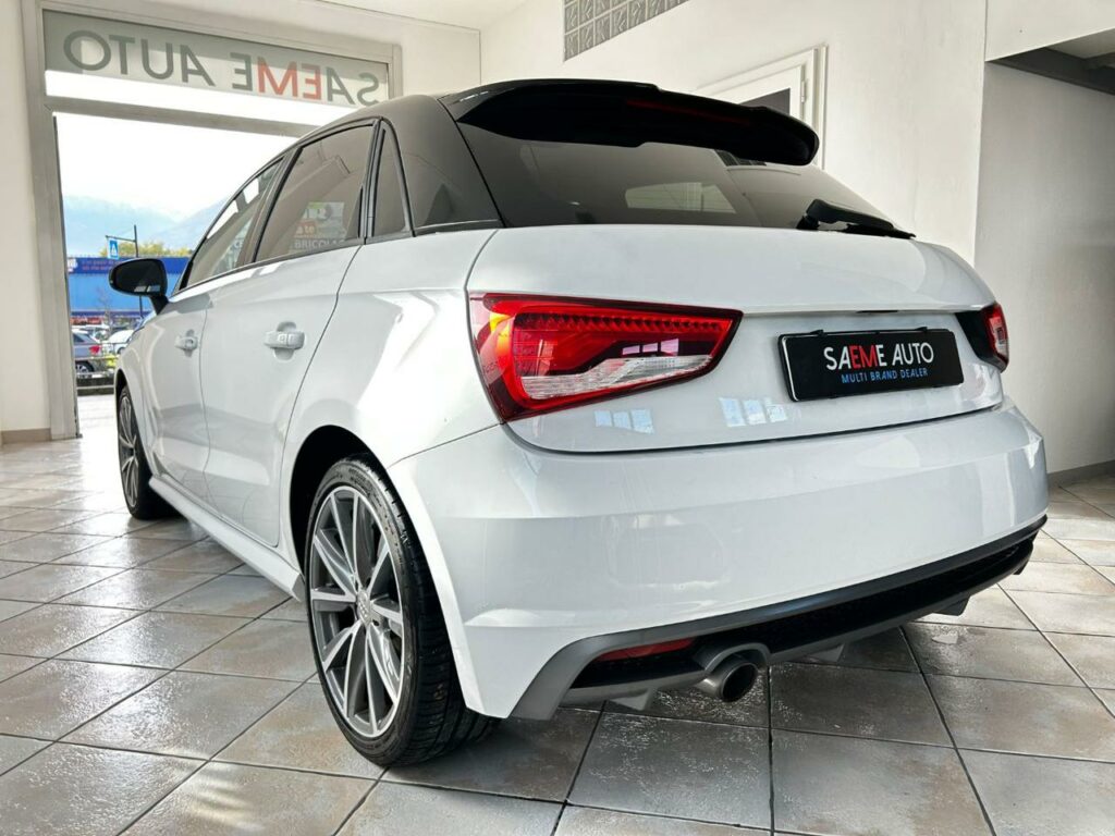 AUDI A1 SPB 1.0 TFSI SLINE